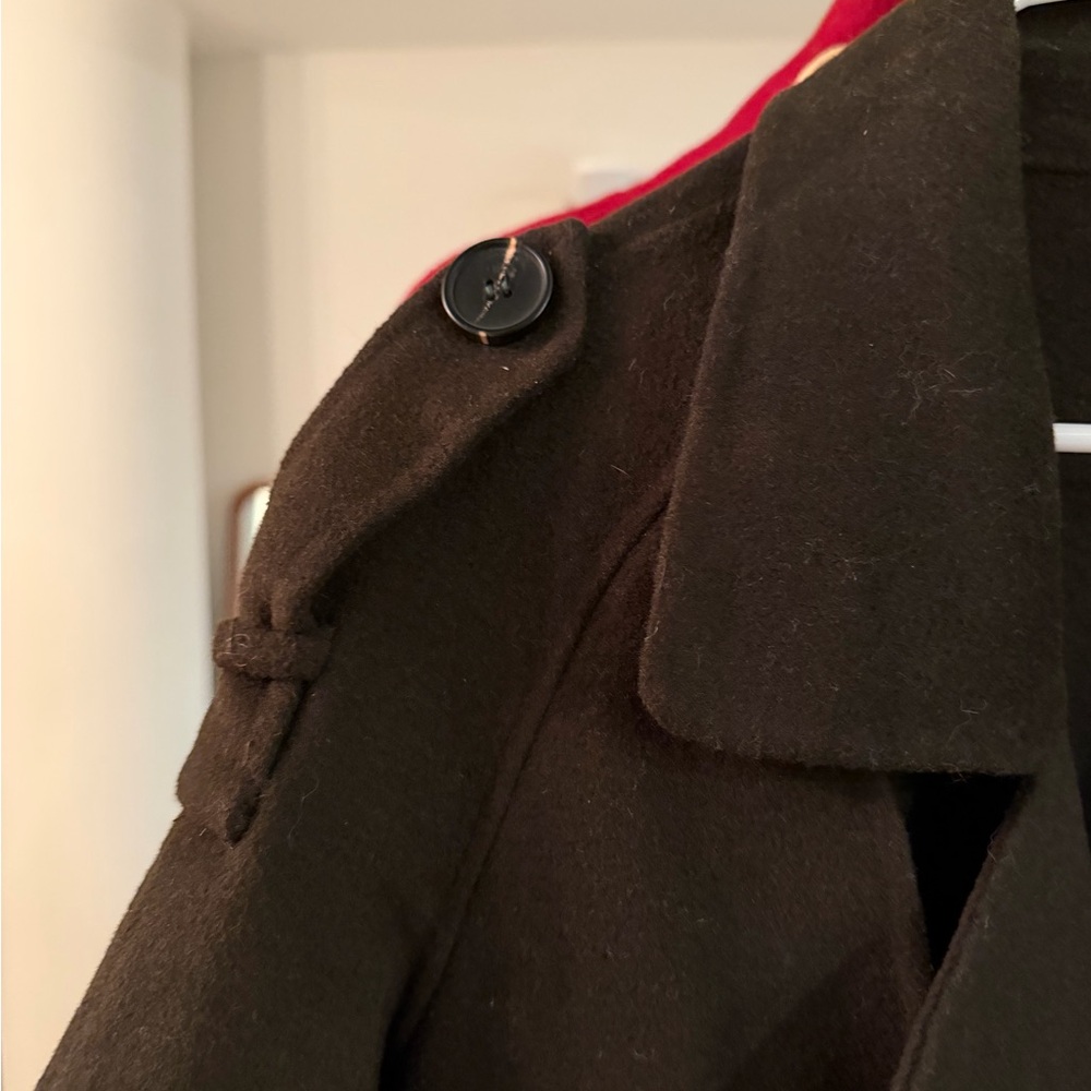 Stylish Olive Green Trench Coat 100% Wool - Picture 5 of 7